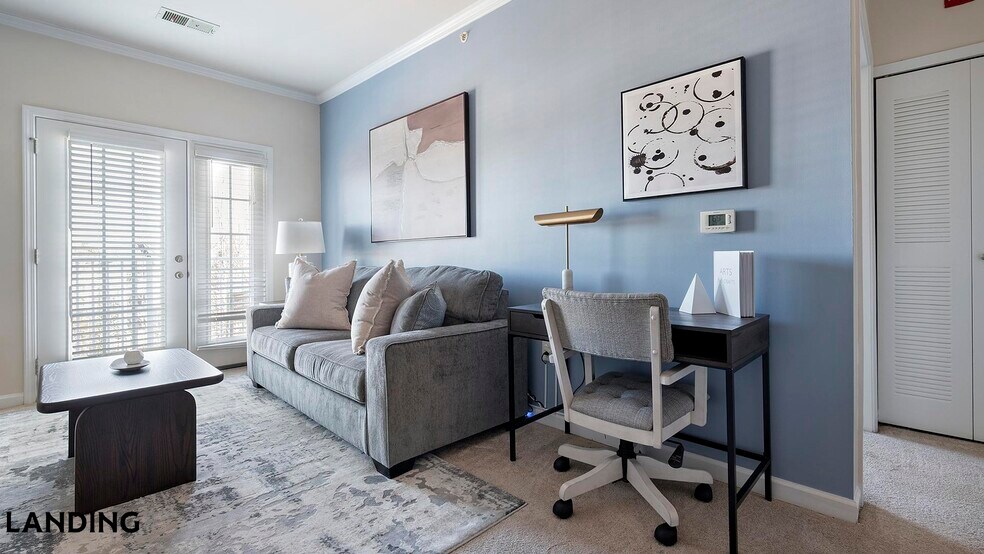 Building Photo - 9015 Kings Grant Dr