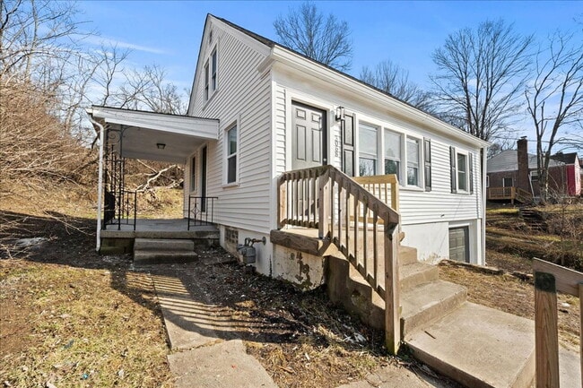 Building Photo - 3068 Worthington Ave