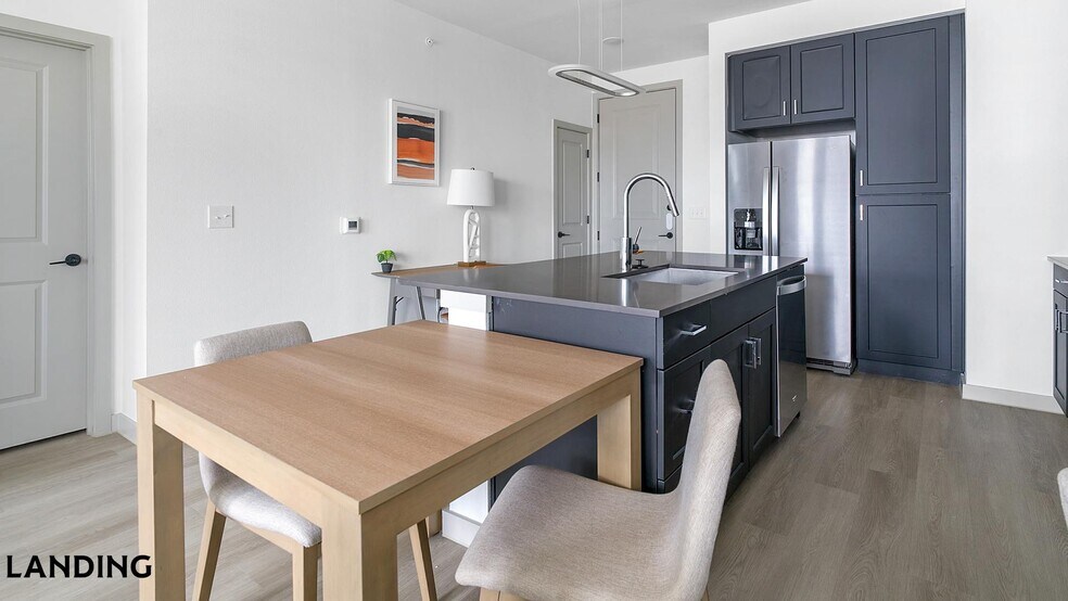 Building Photo - 91 Jensen Dr