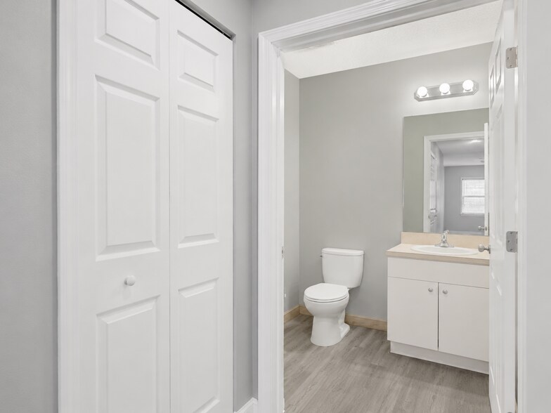 Building Photo - 6516 Morgan Hill Trl