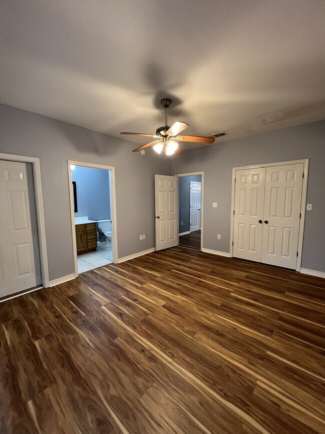 Building Photo - 641 Gap Creek Dr