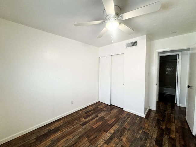 Building Photo - "Spacious 3-Bedroom Oasis in Yuma - 2,721 ...
