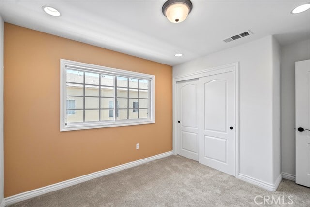 Building Photo - 1128 Huntington Dr