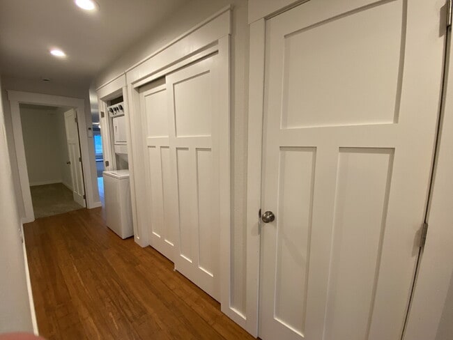 Building Photo - Spacious 2-Bed, 2-Bath Duplex Retreat Over...