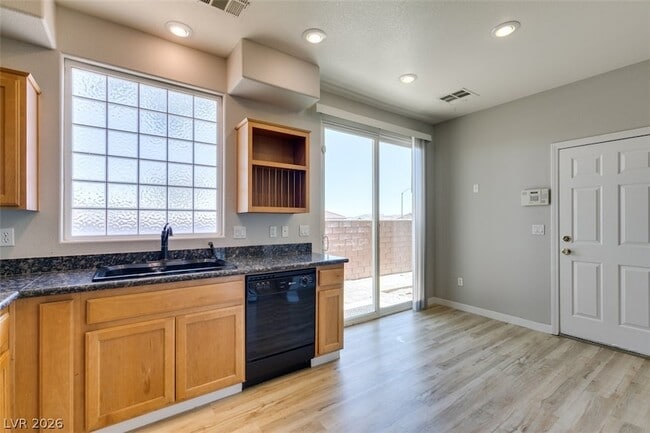 Building Photo - 8607 Rowland Bluff Ave