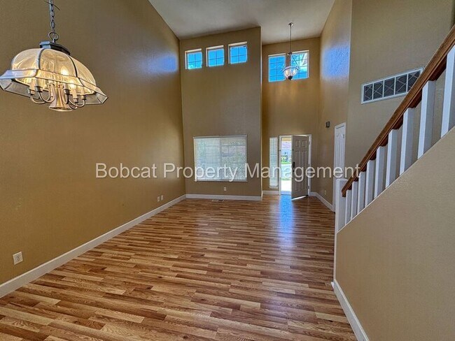Building Photo - 1477 Ridge Point Dr