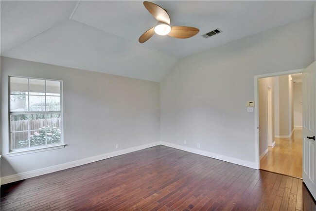Building Photo - 16608 Denise Dr