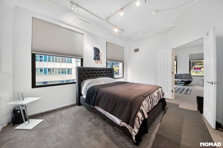 Building Photo - 444 17th St