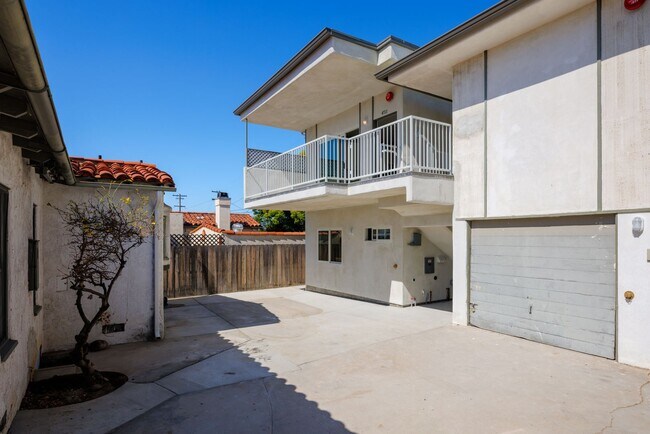 Building Photo - 4709 Soria Dr