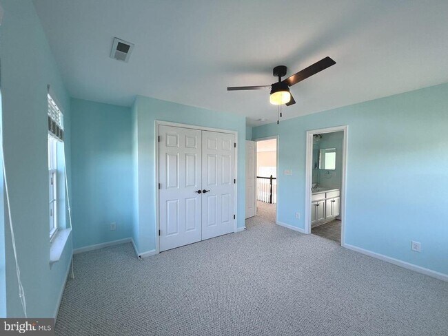 Building Photo - 11705 Hopyard Drive