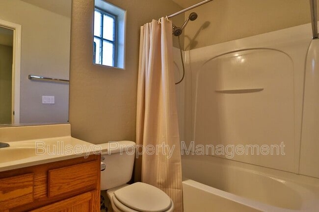 Building Photo - 1280 E Heather Dr