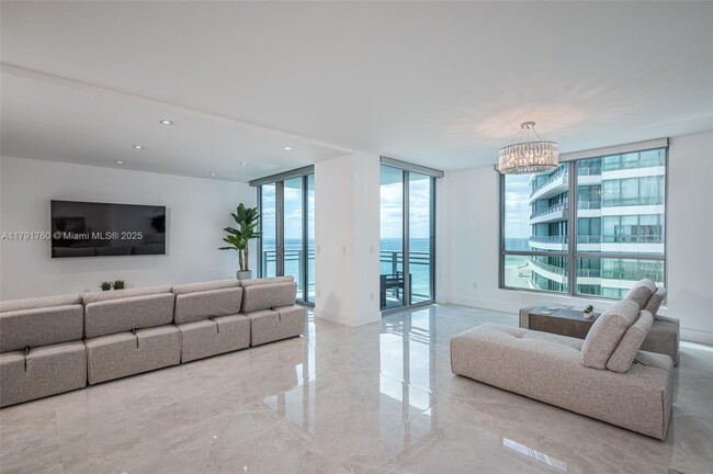 Building Photo - 3535 S Ocean Dr