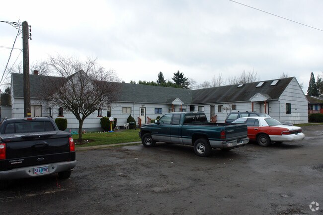 Building Photo - Cully Court Apartments