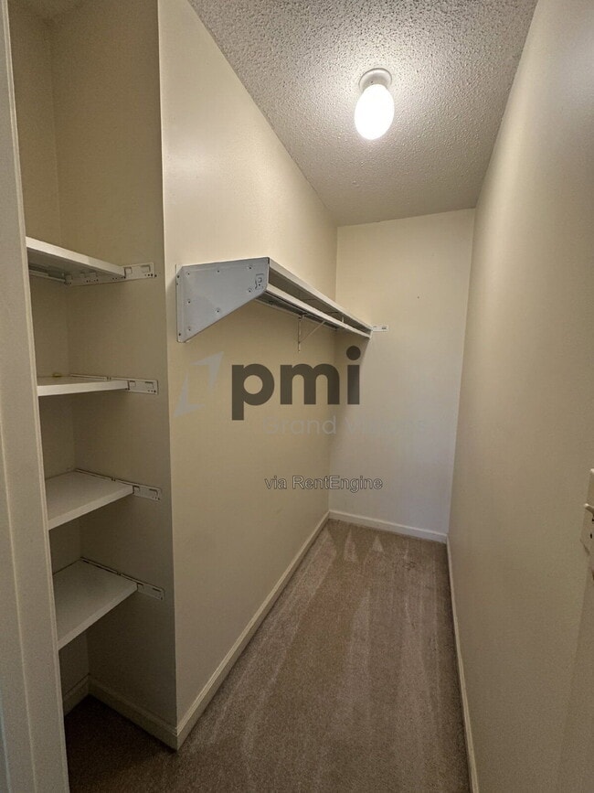 Building Photo - 1306 Arthur Ave