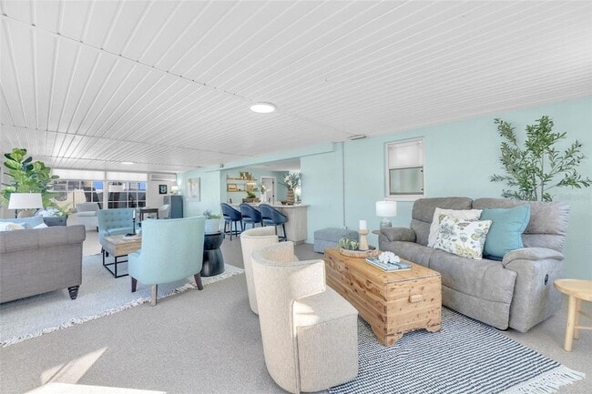 Building Photo - 1015 Spindle Palm Way