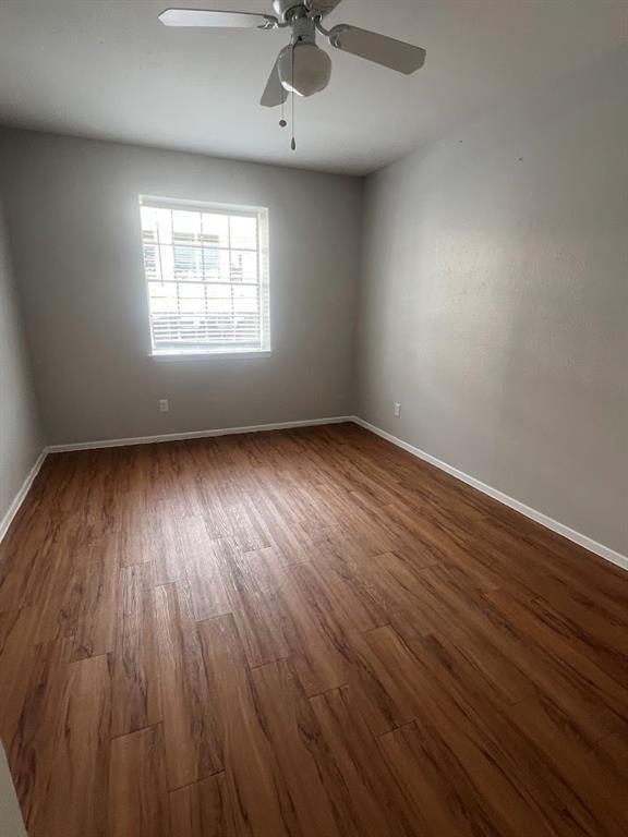 Building Photo - 307 E 31st St