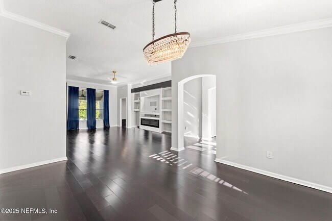 Building Photo - 16456 Tisons Blf Rd