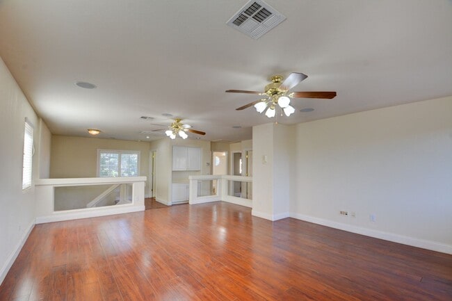 Building Photo - Southern Highlands Pool and Spa-Guard Gated