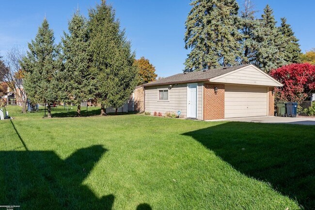 Building Photo - 14323 Mary Grove Dr