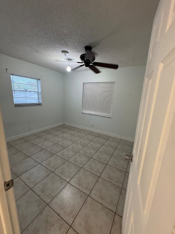 Building Photo - 19323 Carolina Cir