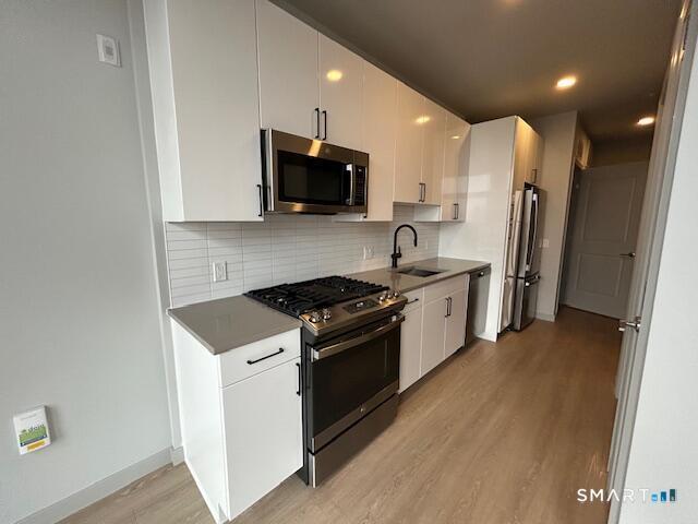 Building Photo - 711 Summer St