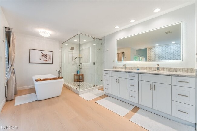 Building Photo - 3024 Bel Air Dr