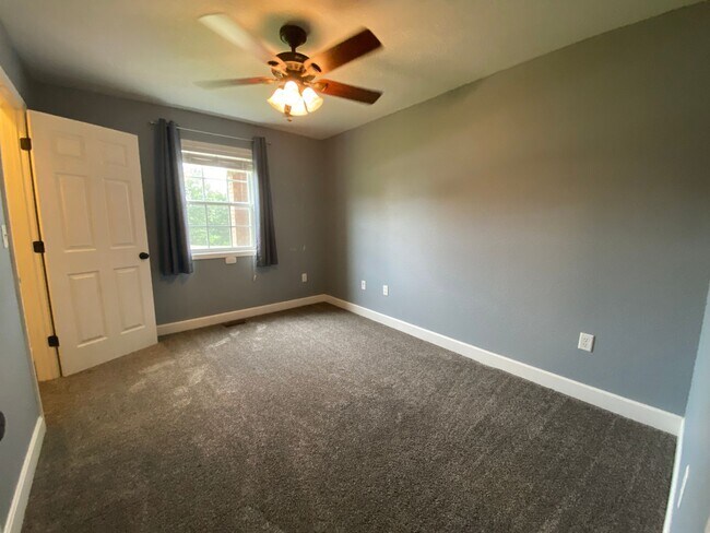 Building Photo - Your Dream Rental Awaits in Osage Hills – Pet Friendly!