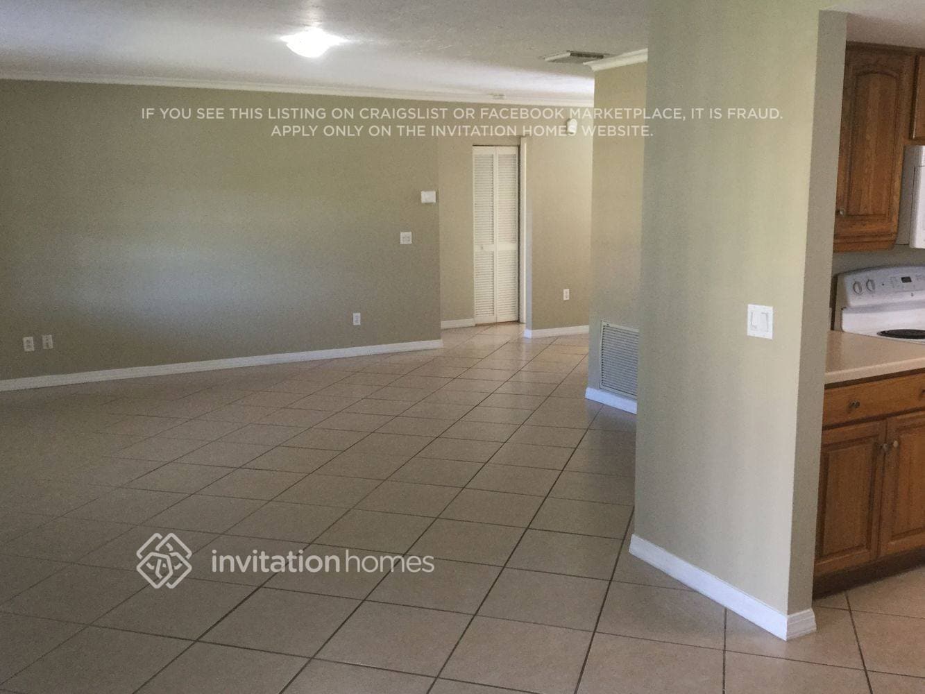 Building Photo - 5657 25th St Cir E