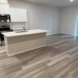 Building Photo - 12901 SW Forli Wy