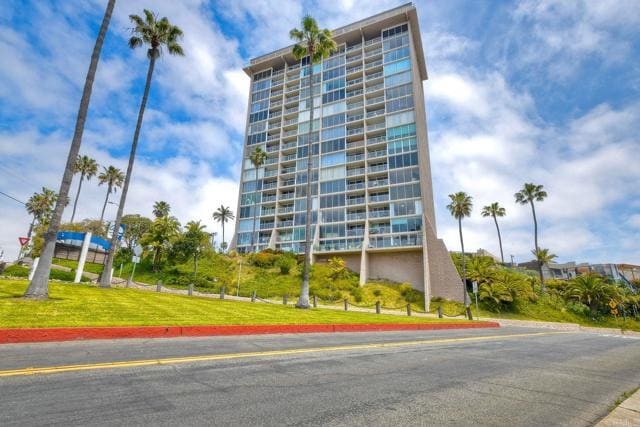 Building Photo - 1200 N Harbor Dr