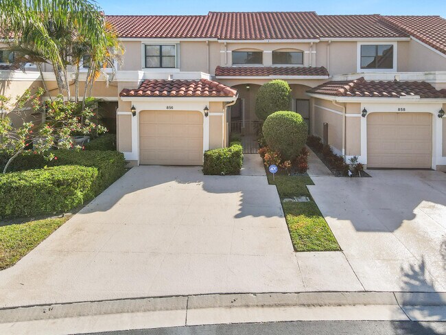 Building Photo - 856 Windermere Way