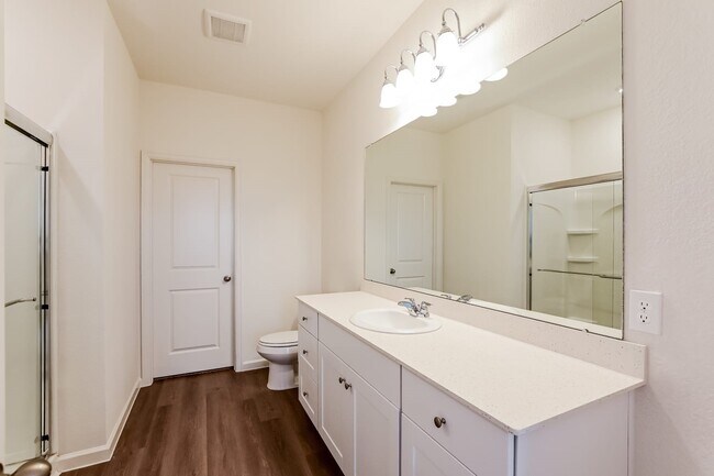 Building Photo - 27210 Clear Breeze Dr