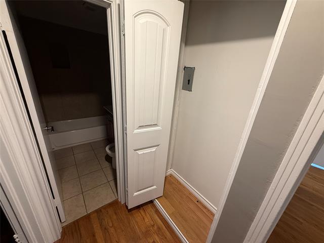 Building Photo - 4405 Lisbon St