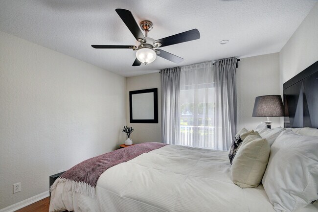 Building Photo - 4006 Bahia Isle Cir