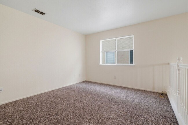 Building Photo - 1263 Montgomery Ln