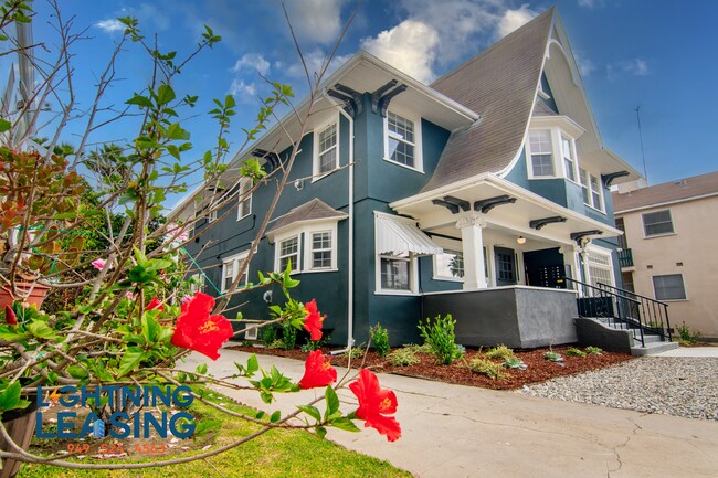 Building Photo - 1732 Wilton Pl