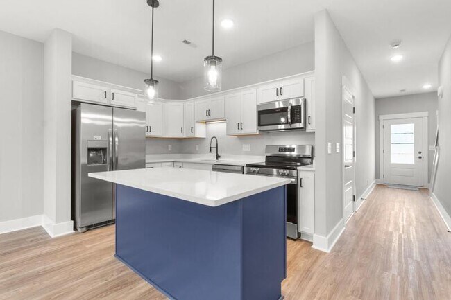 Building Photo - 504 Jonathan Wade Cir