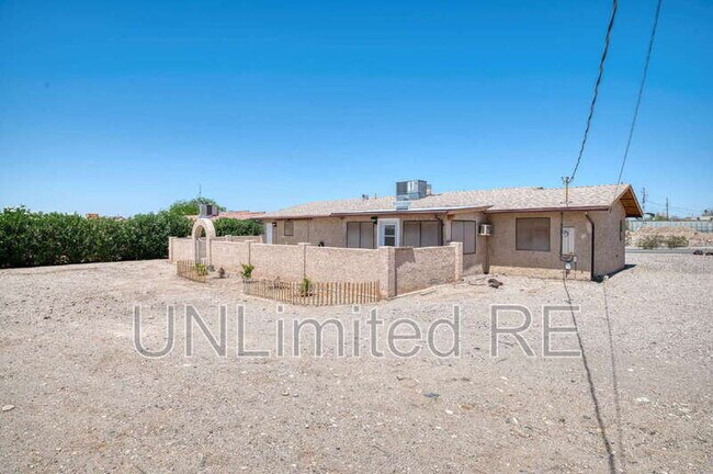 Building Photo - 2512 Cisco Dr S