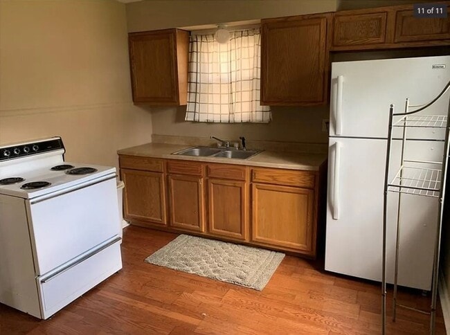 Building Photo - Available now!!