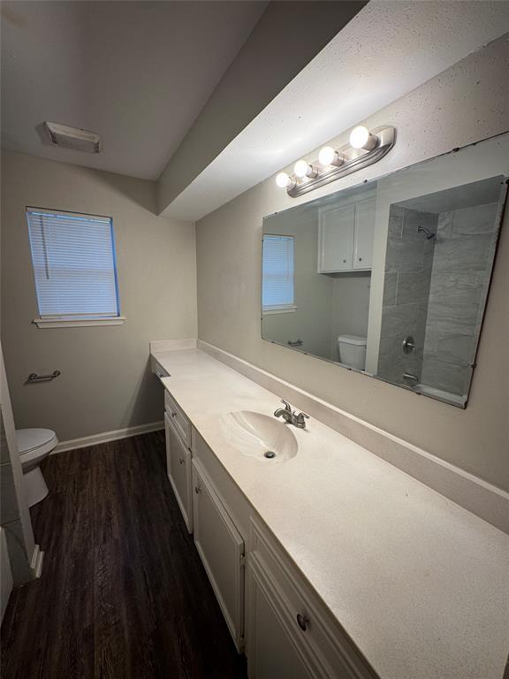 Building Photo - 16511 Courtland Cir