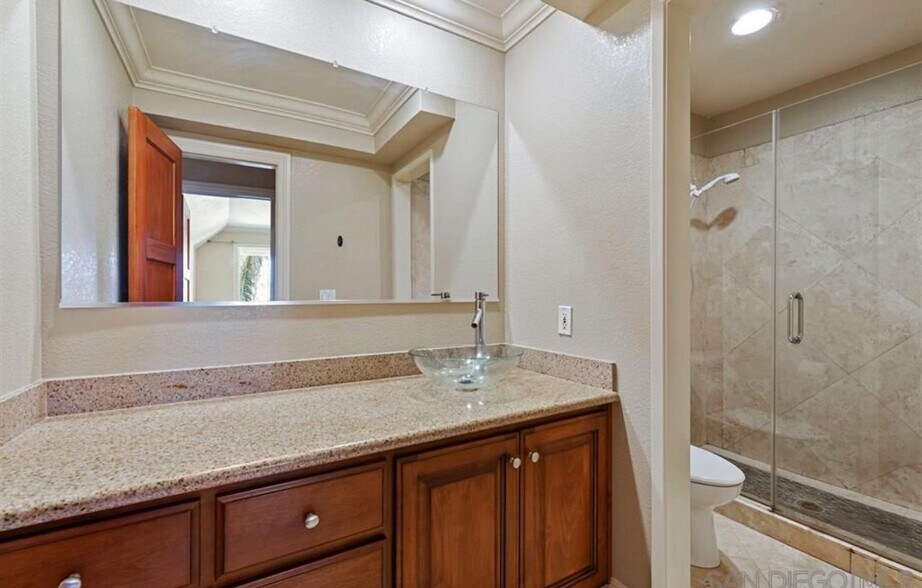 Building Photo - 3520 Lebon Dr