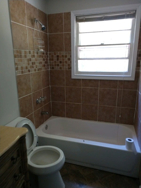 Building Photo - Noda East - 4207 Dinglewood Avenue