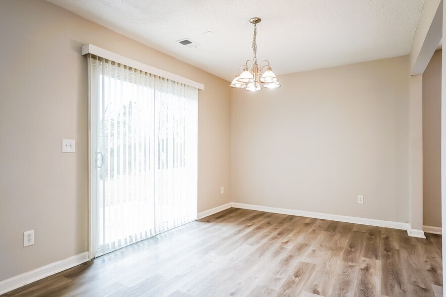 Building Photo - 5901 Roteny Court