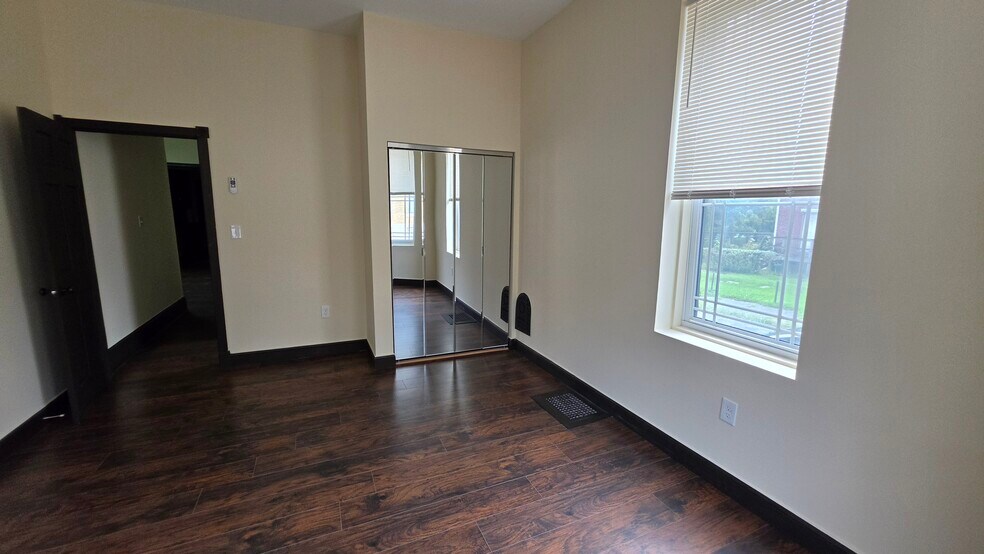 Building Photo - 178 Brunswick Ave