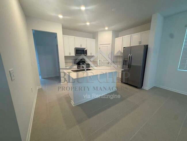 Building Photo - 2563 Rider Rain Ln