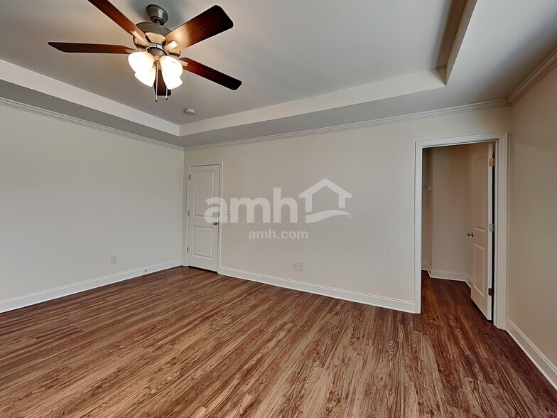 Building Photo - 4848 Chutney Dr