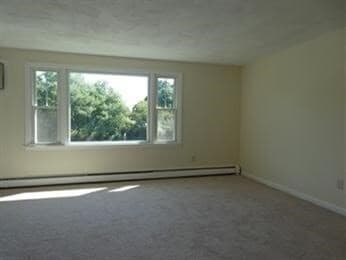 Building Photo - 2 Blueberry Dr