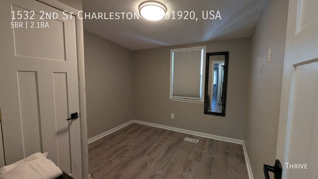 Building Photo - 1532 2nd St