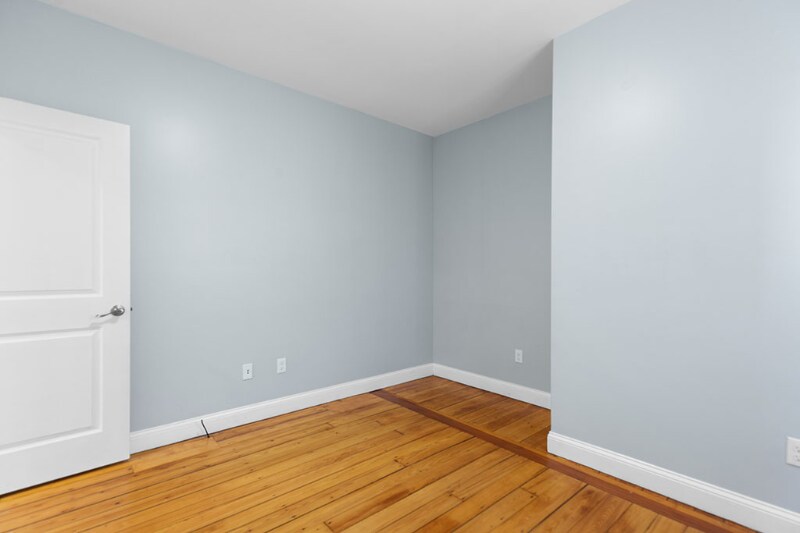 Building Photo - 18 Trenton St