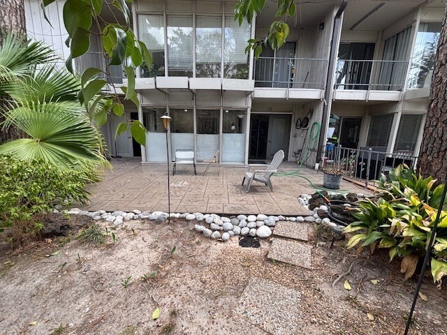 Building Photo - 8211 Katy Fwy